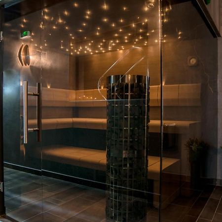 לביצה Hotel Dastan מראה חיצוני תמונה