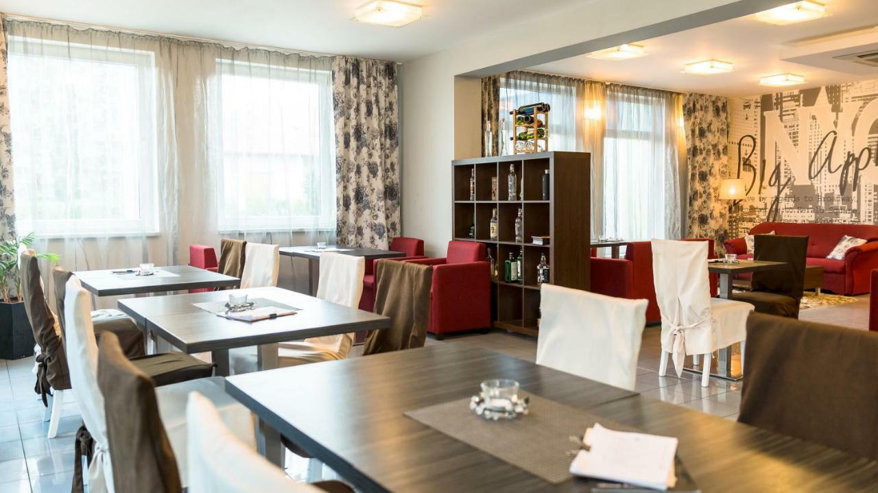 לביצה Hotel Dastan מראה חיצוני תמונה