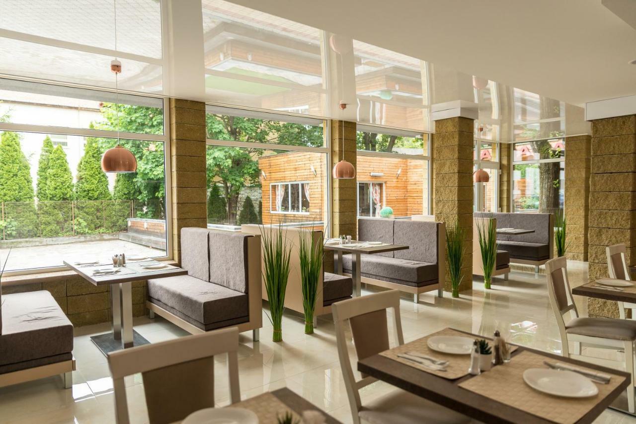 לביצה Hotel Dastan מראה חיצוני תמונה